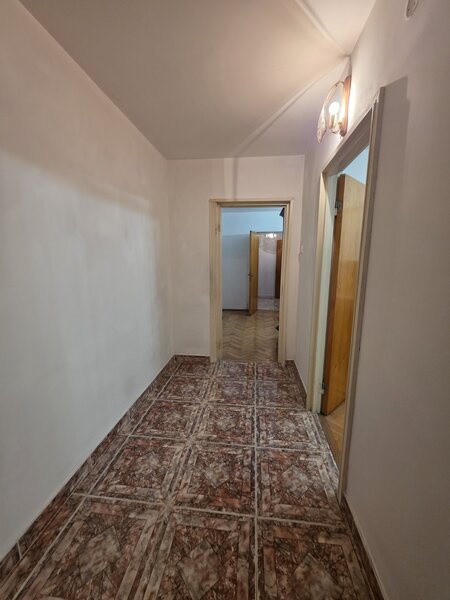 Bucur Obor, pe Mihai Bravu, 5 minute metrou, bloc reabiliat,